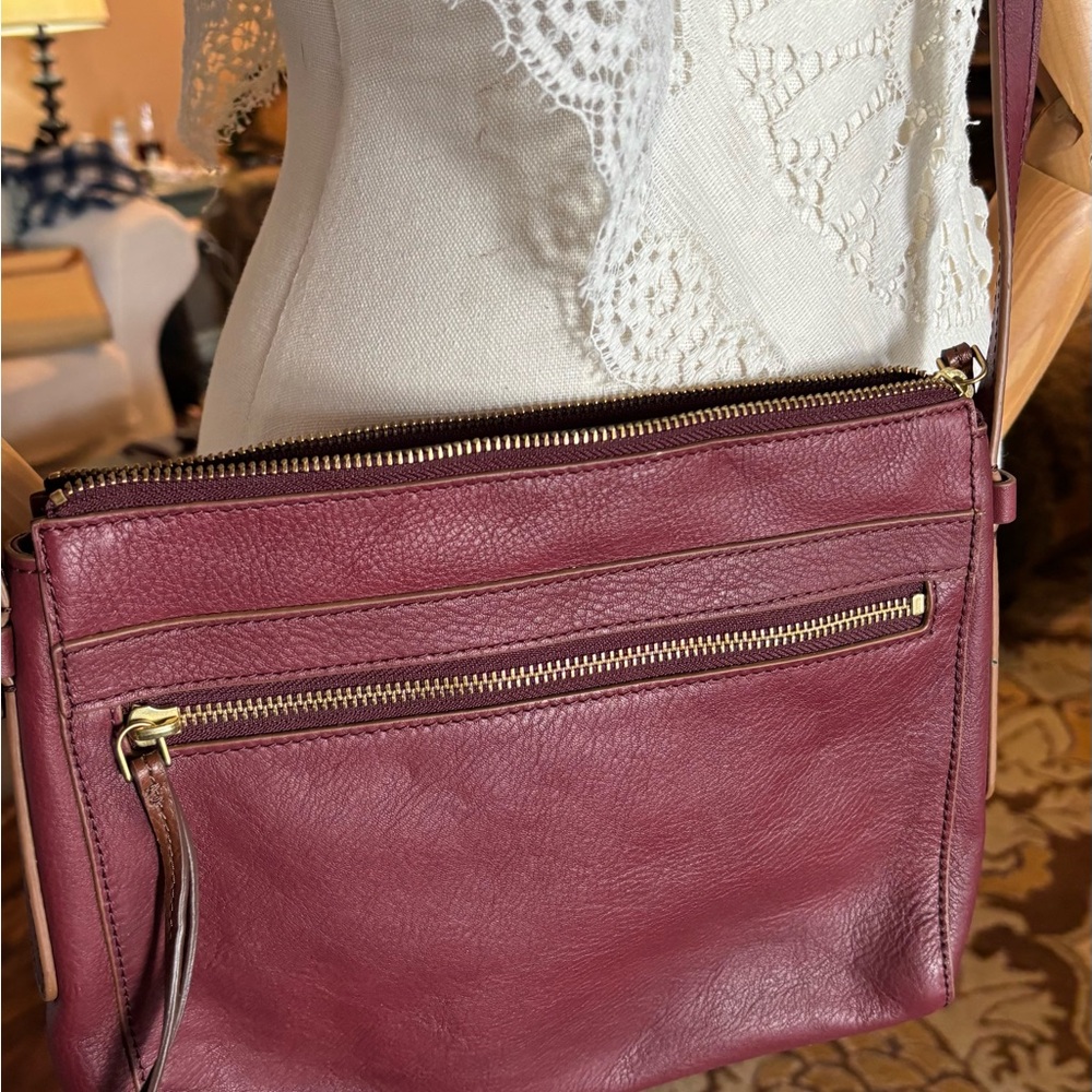 Fossil Burgundy Leather Crossbody Bag - Picture 5 of 6